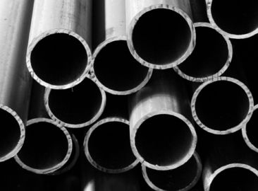 China Thin Wall ERW Carbon Steel Tube supplier