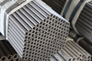 China Ferritic Seamless Carbon Steel Tube Alloy Pipe ASME SA213 - 10a DIN 17175 15Mo3 / 13CrMo44 supplier